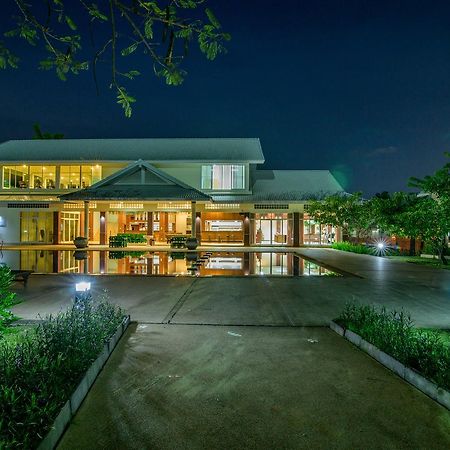 Hua Hin Condotel & Resort Taweeporn Exterior photo